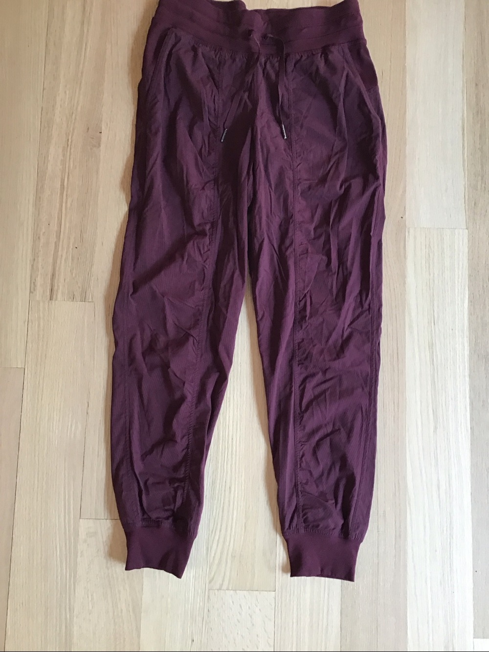 Lululemon size 6 studio dance joggers